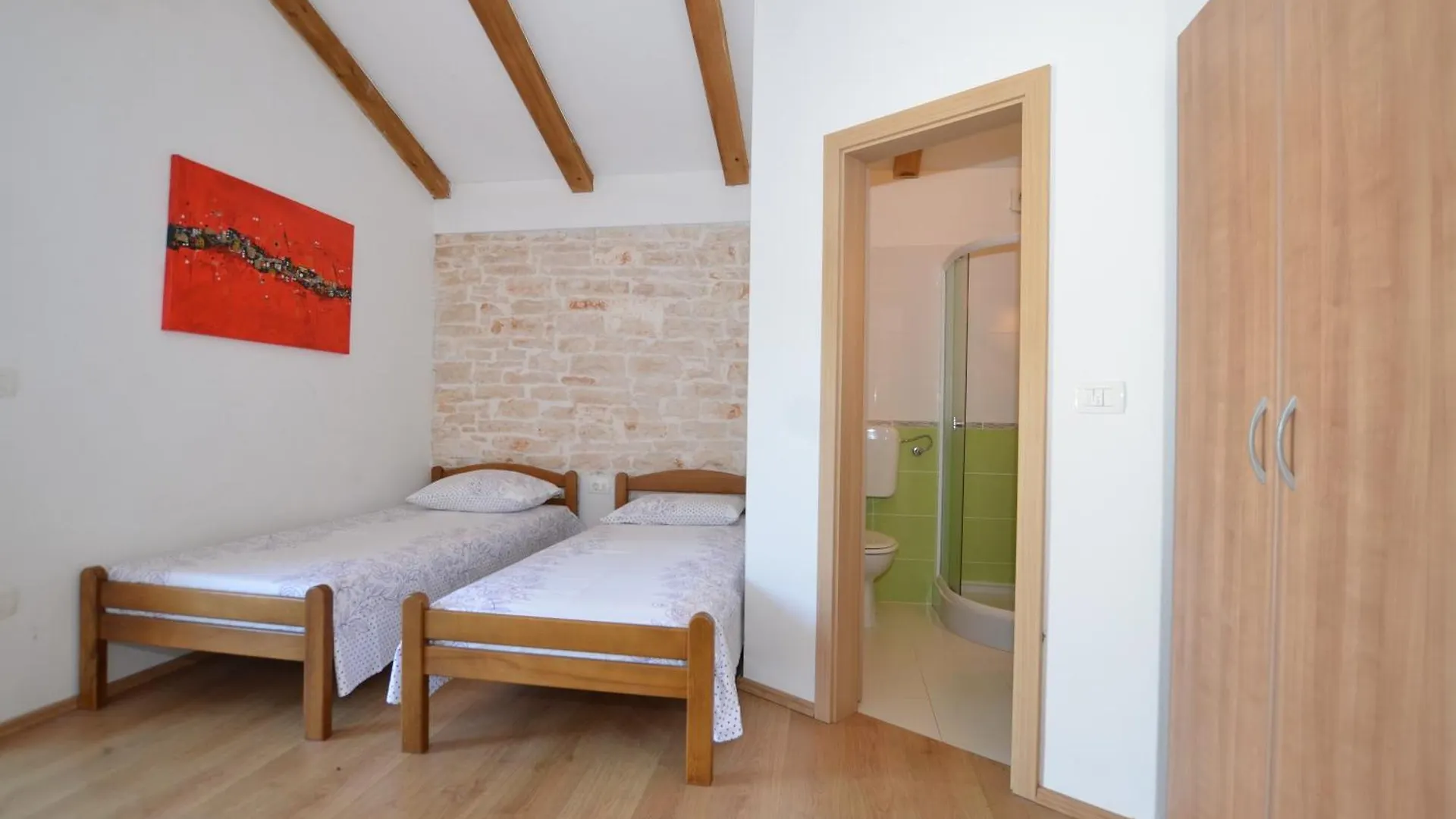 Casa Ivana Žminj 0*,